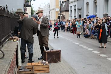 Inscenizacja historyczna i koncert patriotyczny podsumowały wieluńskie uroczystości związane z 80. rocznicą wybuchu Powstania Warszawskiego